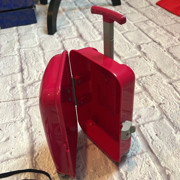 Journey girls travel set rolling suitcase for 18” dolls - Picture 5 of 6